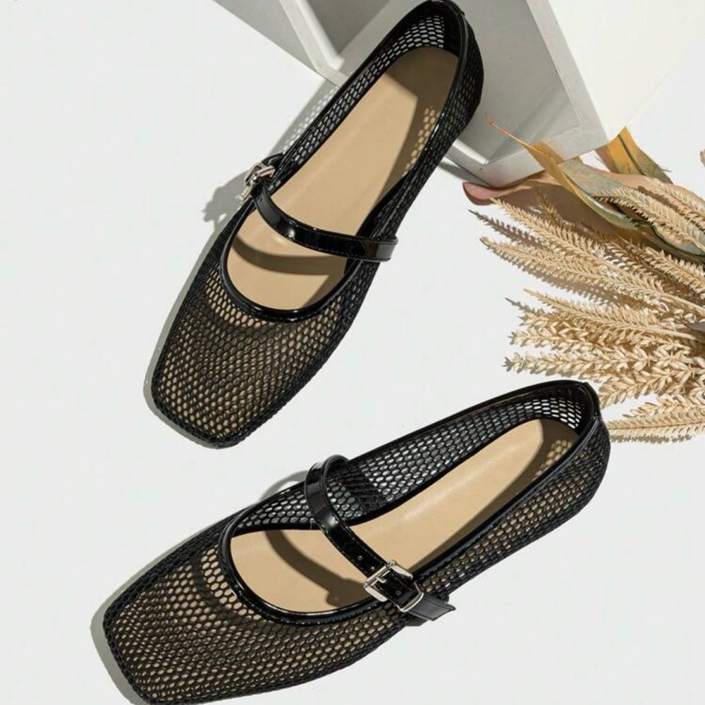 Black Mesh Women's Mary Jane Shoes